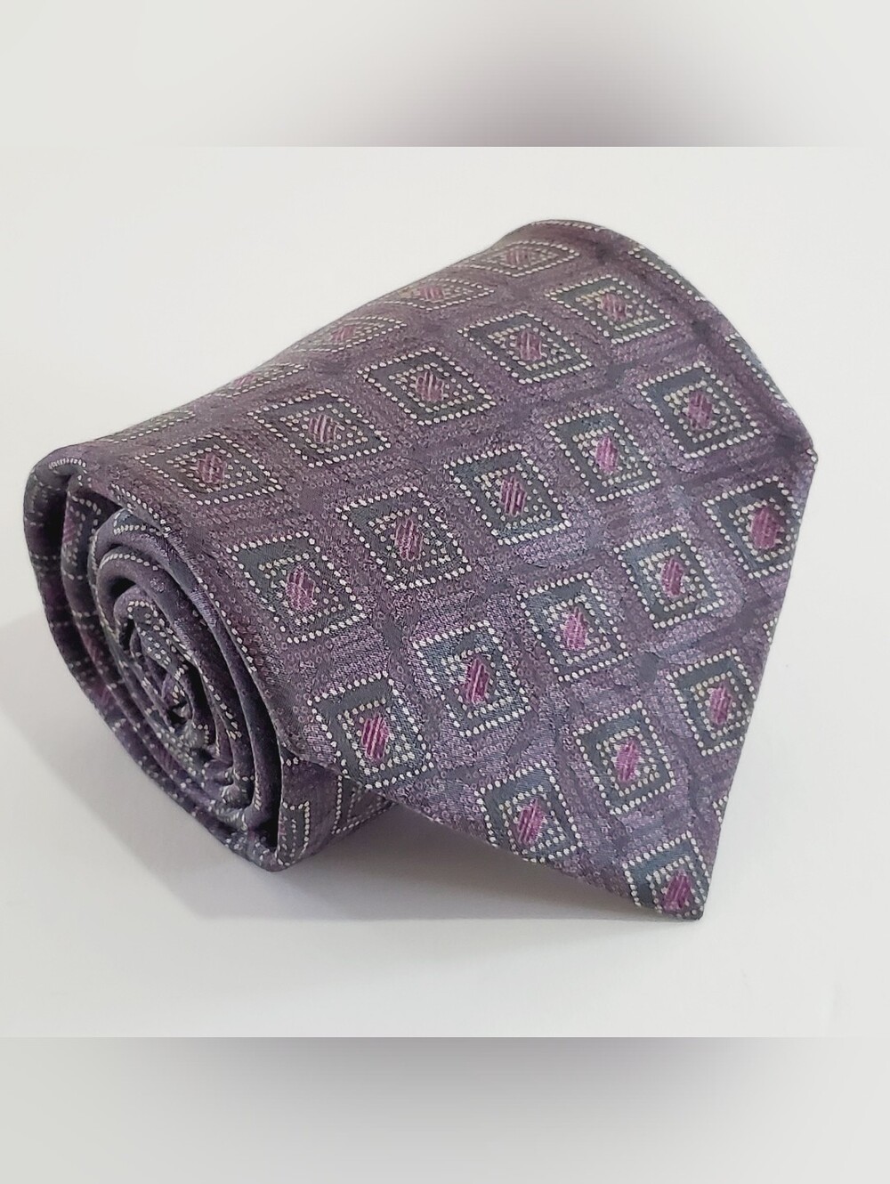 Clubfellow Purple Geometric Pattern Men's Silk Neck Tie 58x3.75"